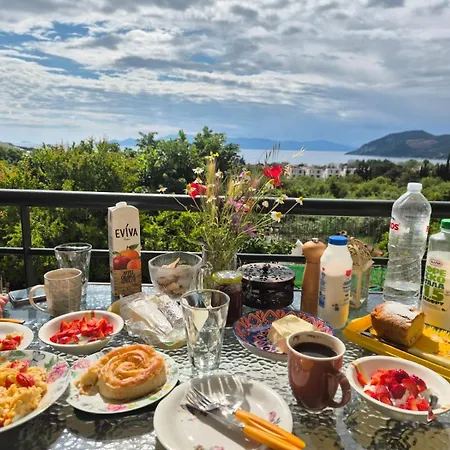 Martha's * Nea Iraklitsa