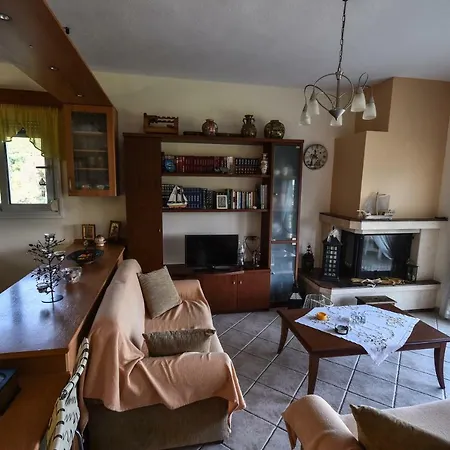 Martha's Holiday home Nea Iraklitsa