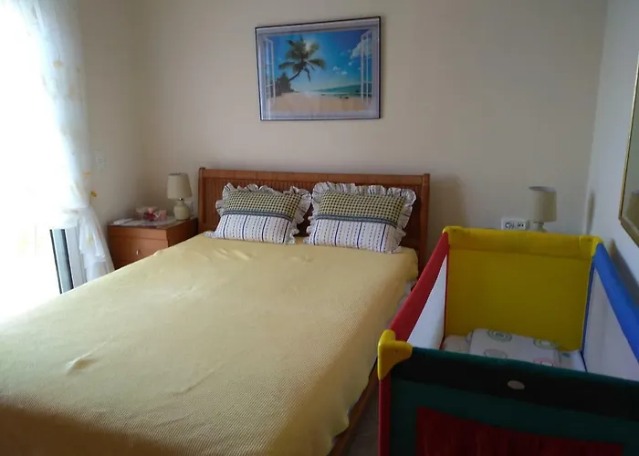 Martha's Feriehus Nea Iraklitsa